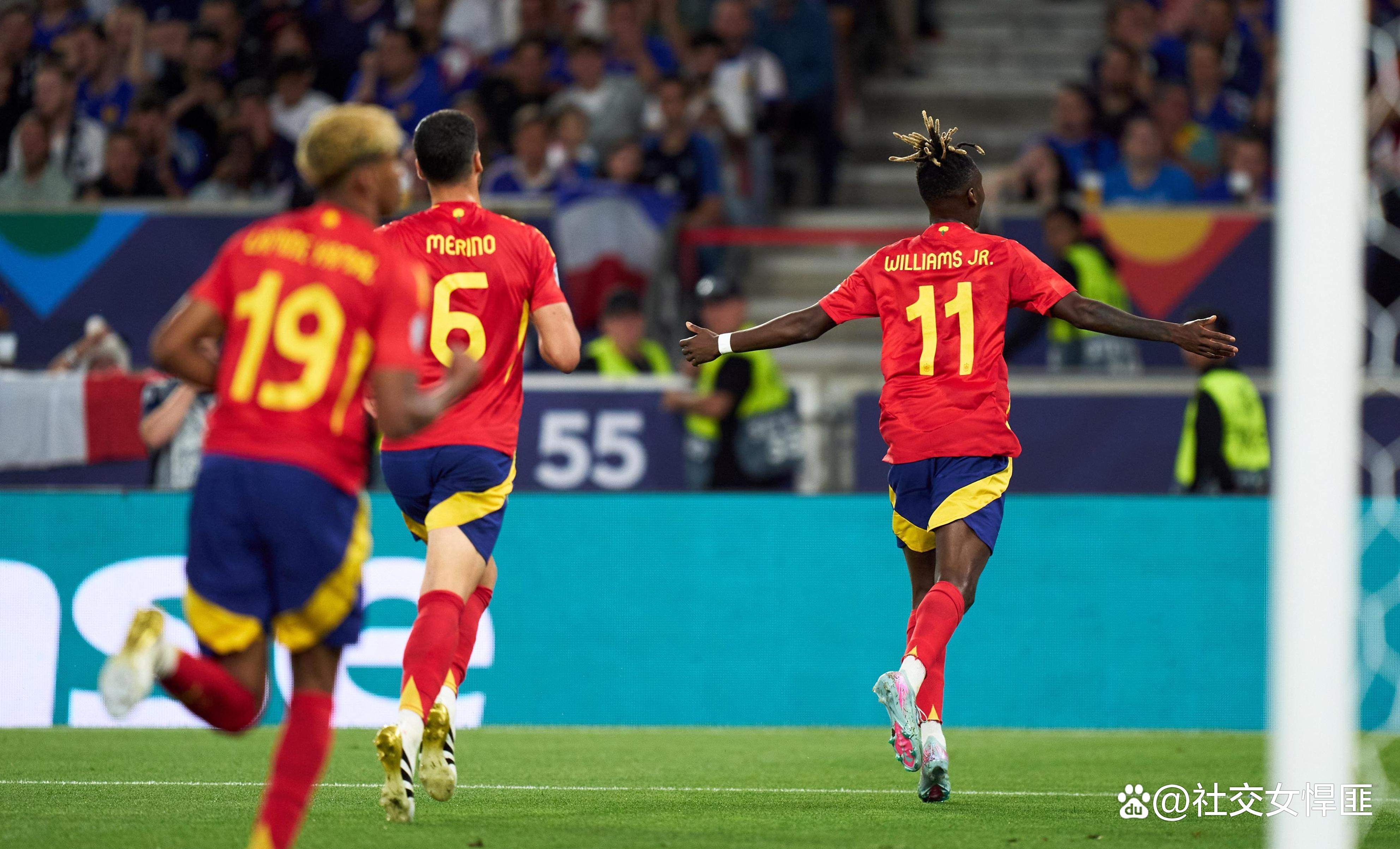 法国队带队取胜！，西亚卡姆重要时刻险胜气势如虹延续-九游体育娱乐